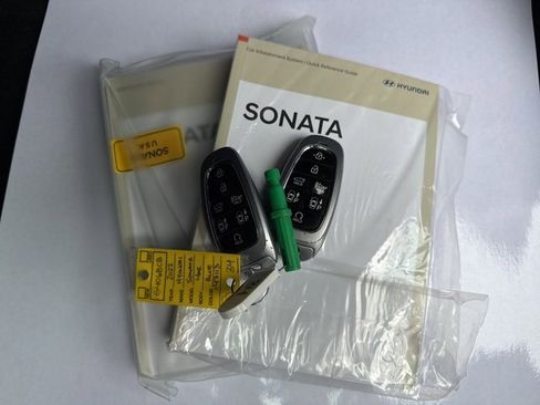 Used 2022 Hyundai Sonata Limited image 57