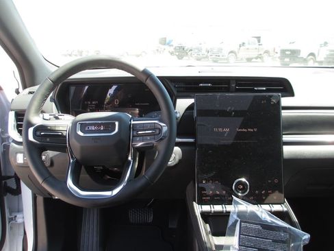 New 2026 GMC Terrain Elevation w/ Elevation Premium Package FWD image 14