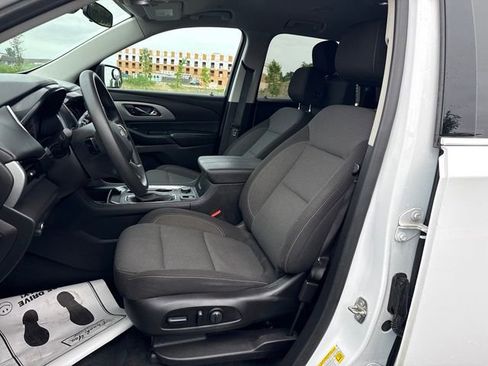 Certified 2021 Chevrolet Traverse LS image 16