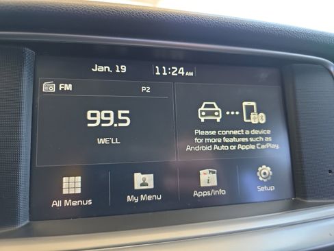 Used 2020 Kia Optima SE image 12