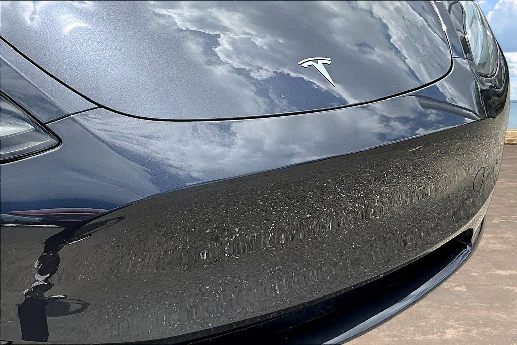 Used 2024 Tesla Model Y Long Range AWD/4WD image 34