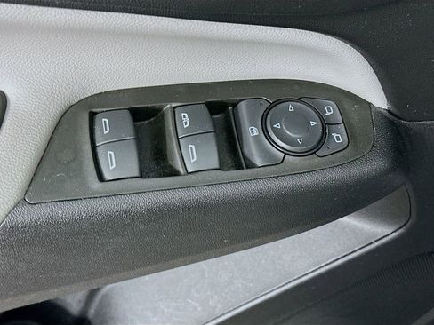 Used 2024 Chevrolet Equinox LS w/ LS Convenience Package image 24