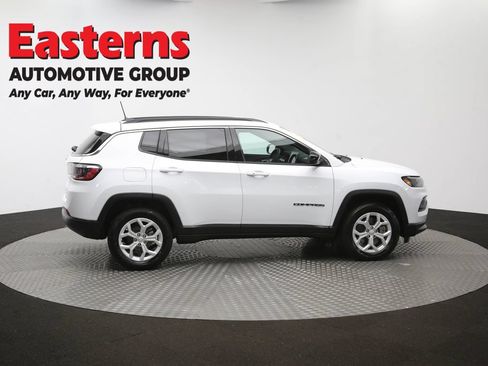 Used 2024 Jeep Compass Latitude AWD/4WD image 42