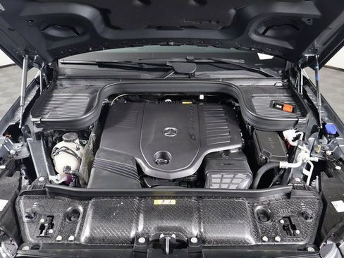New 2026 Mercedes-Benz GLS 450 4MATIC image 10