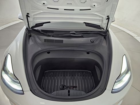 Used 2021 Tesla Model 3 Standard Range Plus image 41