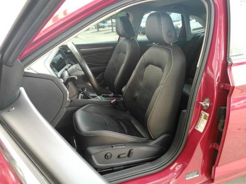 Used 2022 Volkswagen Jetta SEL FWD image 14