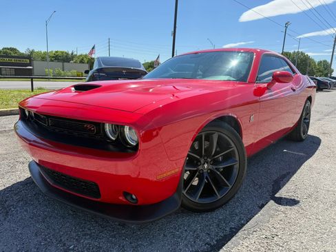 Used 2019 Dodge Challenger R/T Scat Pack RWD image 25