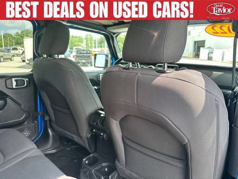 Used 2022 Jeep Wrangler Unlimited Sport AWD/4WD image 33