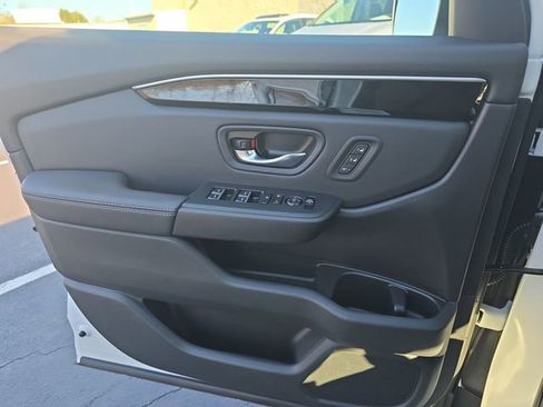 New 2025 Honda Pilot EX-L image 28