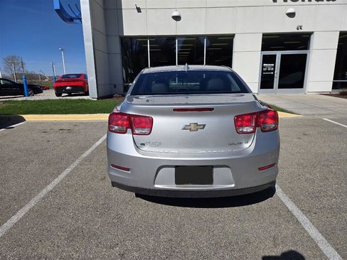 Used 2015 Chevrolet Malibu LT w/ Power Convenience Package image 19