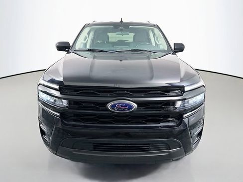 Used 2022 Ford Expedition XL AWD/4WD image 2