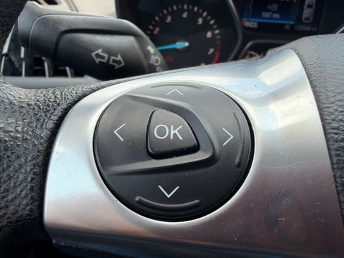 Used 2015 Ford Escape SE w/ Equipment Group 201A FWD image 23