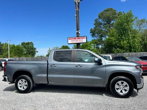 Used 2021 Chevrolet Silverado 1500 LT w/ Fleet Comfort Package AWD/4WD image 3