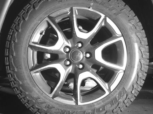 Used 2025 Jeep Compass Trailhawk AWD/4WD image 17