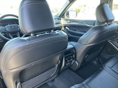 Used 2024 Jeep Grand Cherokee Limited 4xe image 29