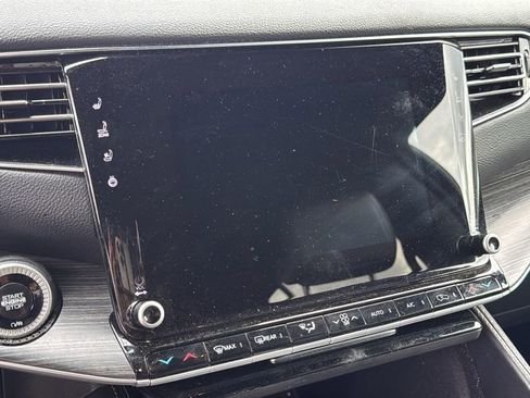 Used 2024 Jeep Wagoneer Series II w/ Flexible Seating Group image 5