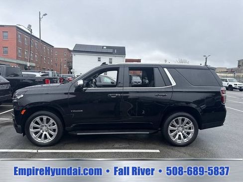 Used 2023 Chevrolet Tahoe Premier w/ Premium Package 2 AWD/4WD image 10