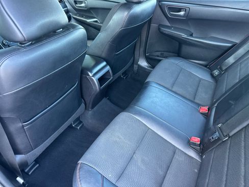 Used 2016 Toyota Camry SE FWD image 12