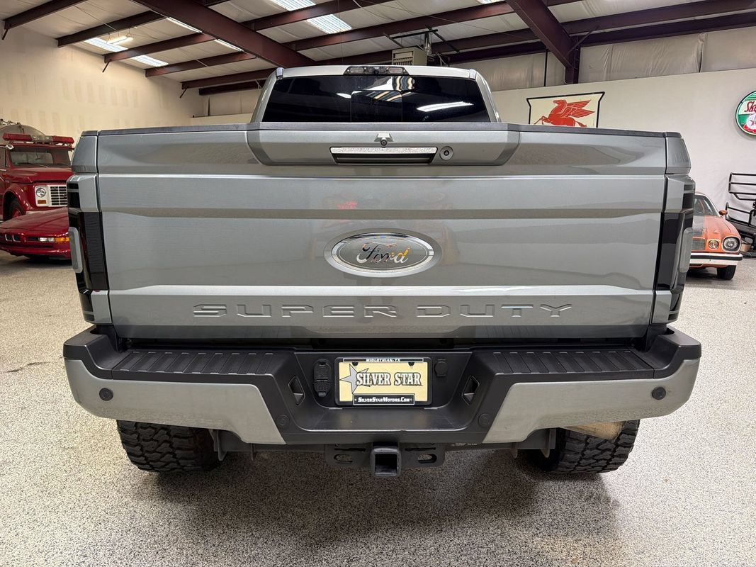 Used 2019 Ford F250 Lariat w/ Lariat Ultimate Package AWD/4WD image 6