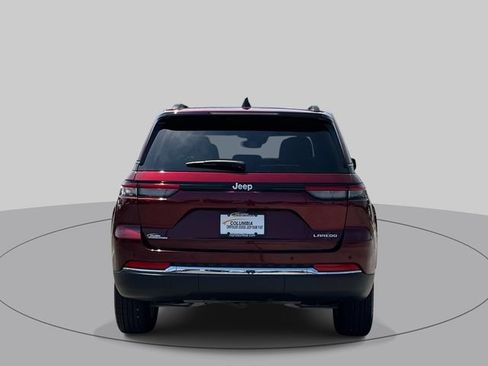 Used 2024 Jeep Grand Cherokee Laredo X w/ Luxury Tech Group I RWD image 5
