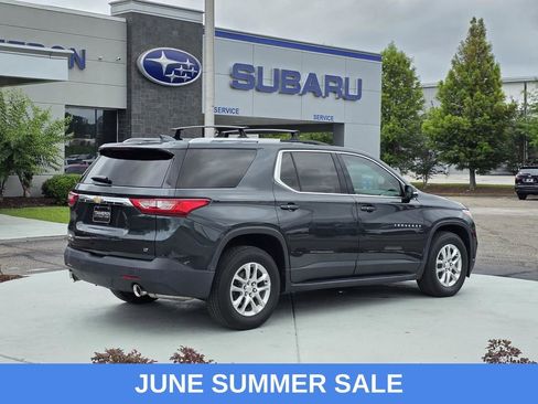 Used 2018 Chevrolet Traverse LT FWD image 5