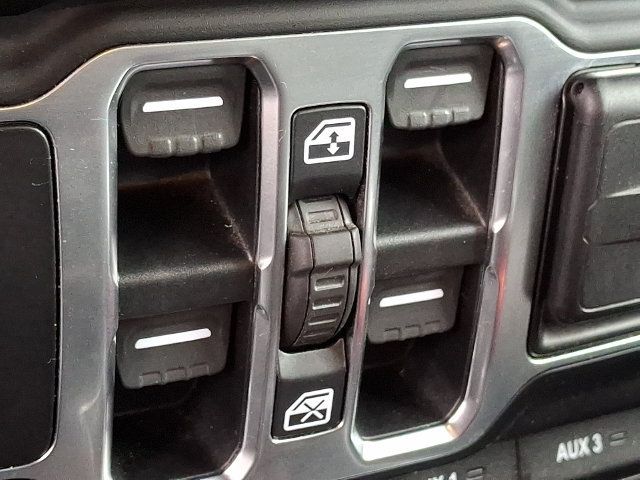 Used 2019 Jeep Wrangler Unlimited Sport S AWD/4WD image 29