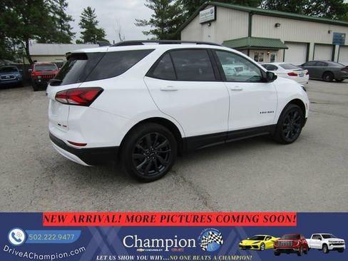 Used 2023 Chevrolet Equinox RS AWD/4WD image 4