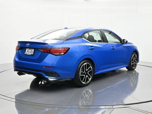 Used 2025 Nissan Sentra SR image 5