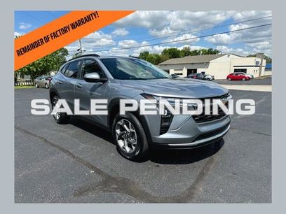 Used 2025 Chevrolet Trax LT w/ Driver Confidence Package