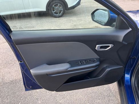 Used 2025 Kia K4 LXS image 18