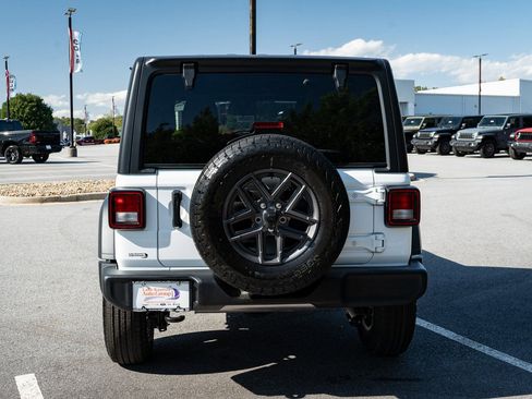 New 2026 Jeep Wrangler Unlimited Sport AWD/4WD image 8