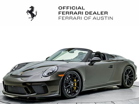 Used 2019 Porsche 911 Speedster RWD image 4