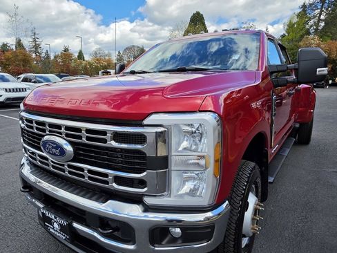 Used 2024 Ford F350 XLT AWD/4WD image 5