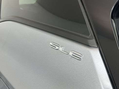 Certified 2023 GMC Terrain SLE image 16