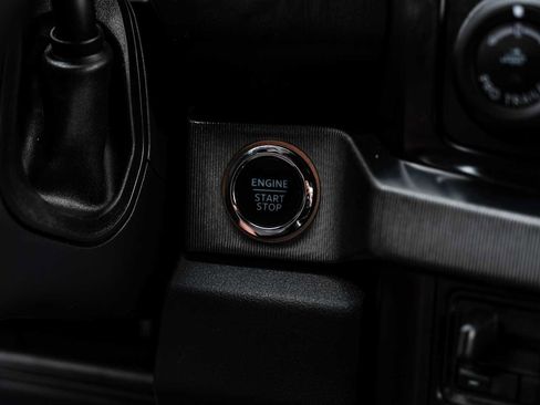 Used 2023 Ford F250 Platinum image 21