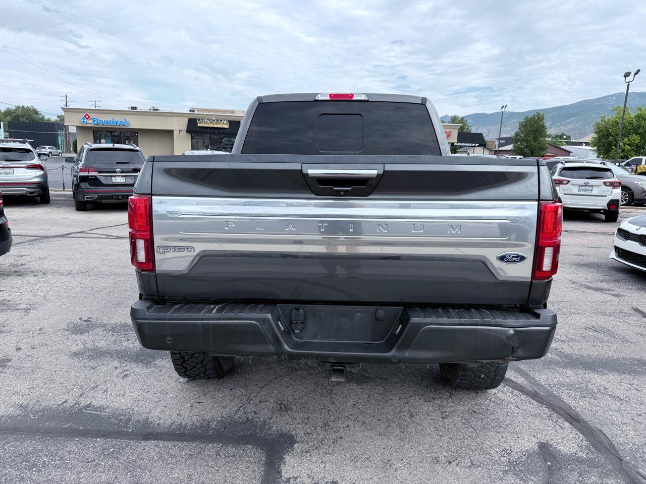 Used 2018 Ford F150 Platinum w/ Equipment Group 701A Luxury AWD/4WD image 4