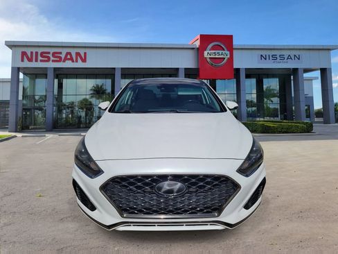 Used 2018 Hyundai Sonata Limited w/ Ultimate Package 07 FWD image 10
