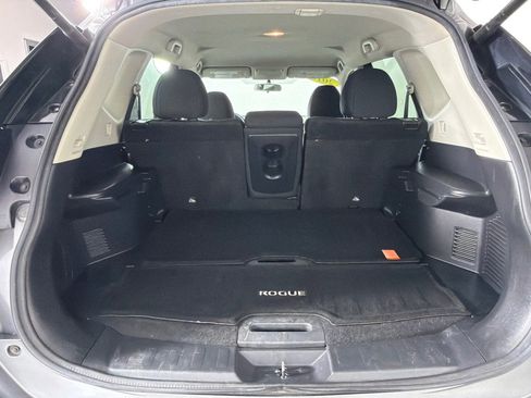 Used 2018 Nissan Rogue SV AWD/4WD image 21