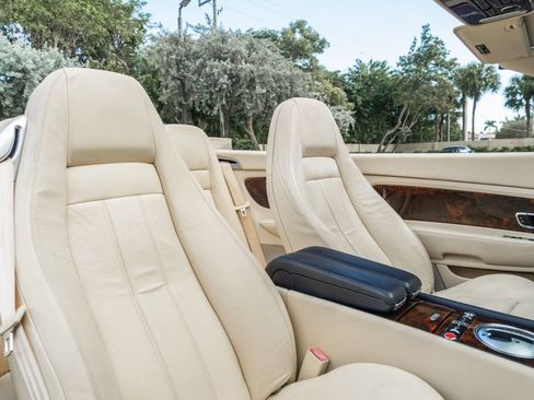 Used 2007 Bentley Continental GTC image 24