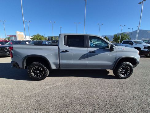 Used 2025 Chevrolet Silverado 1500 ZR2 w/ Technology Package AWD/4WD image 2