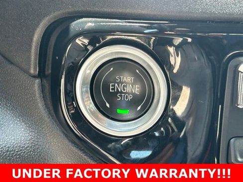 Used 2024 Chevrolet Silverado 1500 LT AWD/4WD image 24