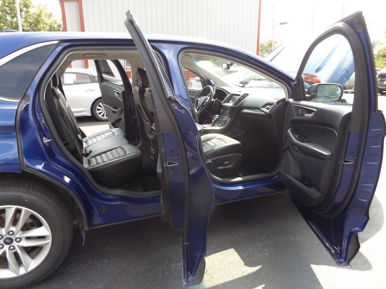 Used 2015 Ford Edge SEL w/ Equipment Group 201A AWD/4WD image 19