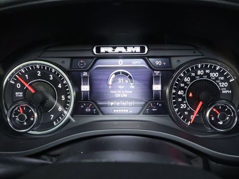 Used 2020 RAM 1500 Laramie image 19