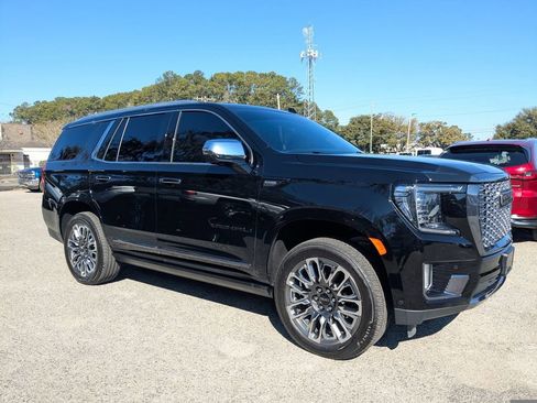 Used 2024 GMC Yukon Denali Ultimate image 1