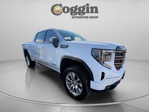 Used 2022 GMC Sierra 1500 AT4X image 10