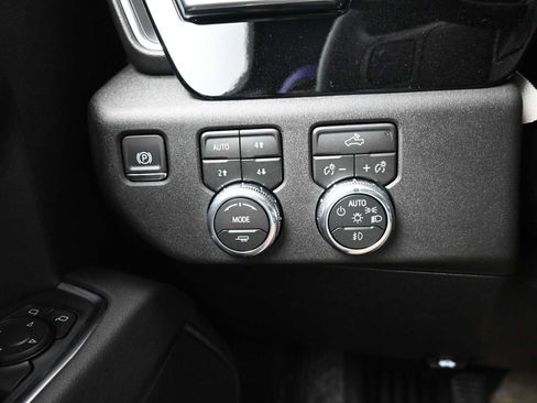 Used 2026 GMC Sierra 1500 Elevation w/ X31 Off-Road Package AWD/4WD image 10