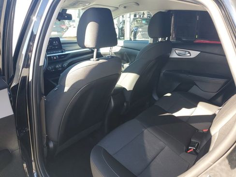 Used 2024 Kia Forte LXS image 10