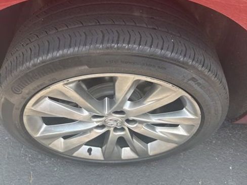 Used 2022 Buick Envision Avenir w/ Safety Package FWD image 15