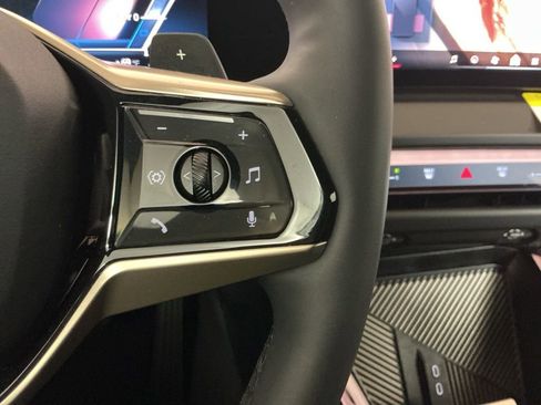 Certified 2025 BMW X3 xDrive30i w/ M Sport Package image 14