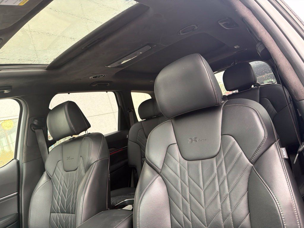 Certified 2025 Kia Telluride SX Prestige X-Line AWD/4WD image 9